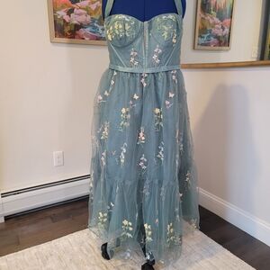 Floral Embroidered Tulle Dress Size 22